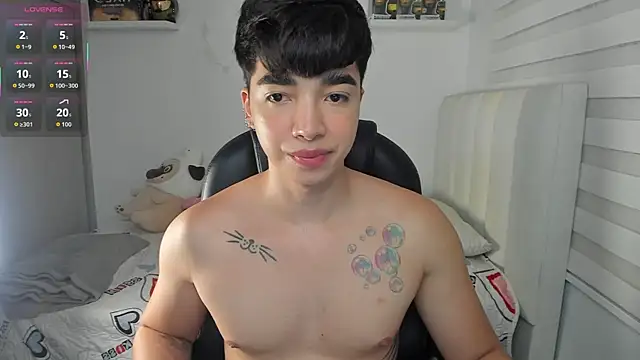 Snapshot of santy7v7 chatting on May 16, 2026, 1:43 pm santy7v7 online show from May 16, 2026, 1:43 pm