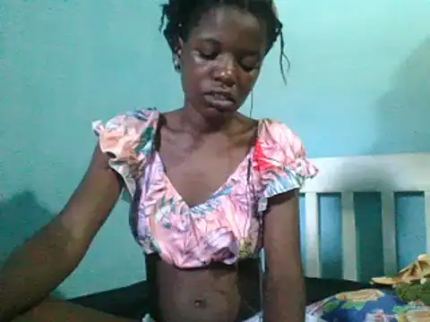 Snapshot of sweetchic_ chatting on March 5, 2025, 8:21 am sweetchic online show from March 5, 2025, 8:21 am