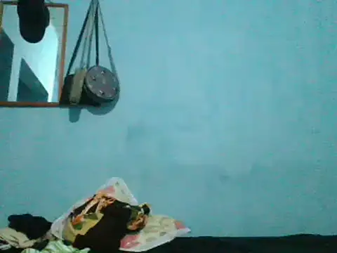 Snapshot of sweetchic_ chatting on March 17, 2025, 10:38 pm sweetchic online show from March 17, 2025, 10:38 pm
