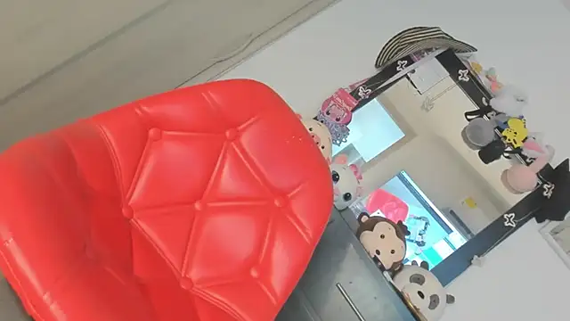 jailin smith  online show from April 18, 2026, 2:59 am