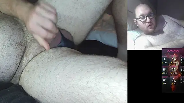 Snapshot of peterpage97 chatting on September 30, 2025, 5:45 am peterpage97 online show from September 30, 2025, 5:45 am