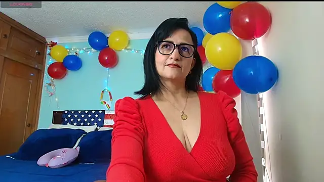 Snapshot of ISABEEL_SOFIA01 chatting on June 19, 2026, 4:22 pm ISABEEL SOFIA01 online show from June 19, 2026, 4:22 pm