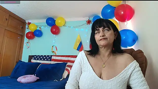 Snapshot of ISABEEL_SOFIA01 chatting on June 20, 2026, 7:38 pm ISABEEL SOFIA01 online show from June 20, 2026, 7:38 pm