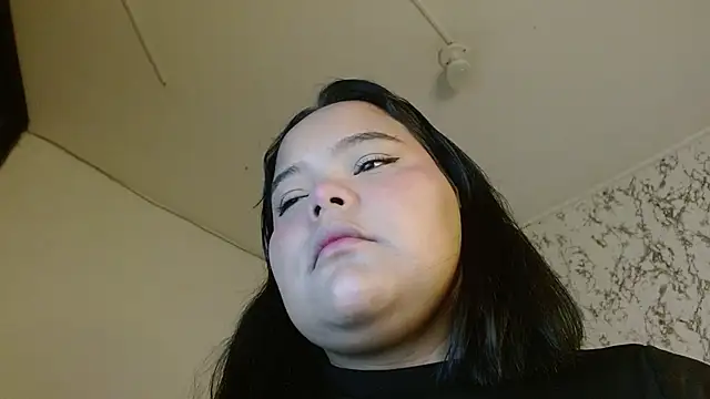 sexychubby    online show from December 15, 2025, 6:01 pm