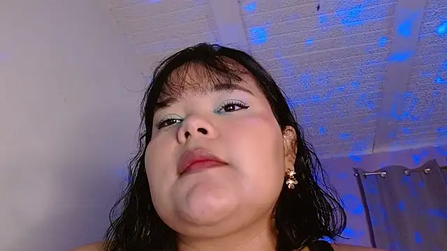 Snapshot of sexychubby___ chatting on March 25, 2026, 5:52 pm sexychubby online show from March 25, 2026, 5:52 pm