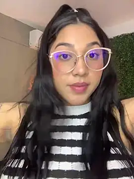 Snapshot of Amandanauty chatting on February 2, 2025, 1:55 am Amandanauty online show from February 2, 2025, 1:55 am