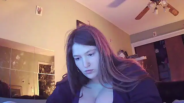 Angelk43 online show from May 3, 2026, 5:13 am