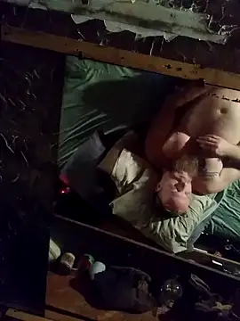 Snapshot of Kevinmc1d chatting on October 11, 2025, 8:35 am Kevinmc1d online show from October 11, 2025, 8:35 am