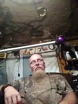 Snapshot of Kevinmc1d chatting on October 15, 2025, 11:43 am Kevinmc1d online show from October 15, 2025, 11:43 am