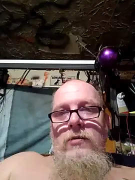 Kevinmc1d online show from October 18, 2025, 3:57 pm