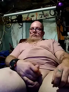 Snapshot of Kevinmc1d chatting on October 25, 2025, 8:25 pm Kevinmc1d online show from October 25, 2025, 8:25 pm