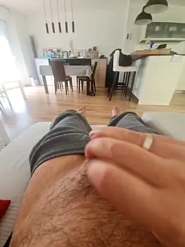 Snapshot of 987654Alf chatting on January 27, 2025, 3:28 pm 987654Alf online show from January 27, 2025, 3:28 pm