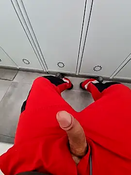 Snapshot of 987654Alf chatting on February 3, 2025, 10:47 am 987654Alf online show from February 3, 2025, 10:47 am