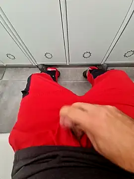 Snapshot of 987654Alf chatting on November 7, 2025, 8:36 am 987654Alf online show from November 7, 2025, 8:36 am