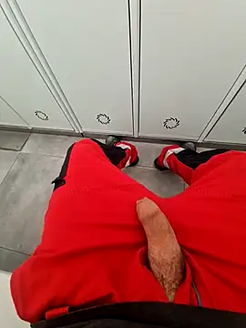 Snapshot of 987654Alf chatting on November 14, 2025, 10:47 am 987654Alf online show from November 14, 2025, 10:47 am