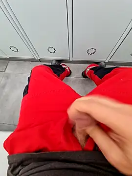 Snapshot of 987654Alf chatting on December 5, 2025, 12:03 pm 987654Alf online show from December 5, 2025, 12:03 pm