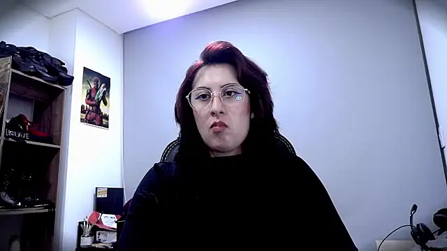 Snapshot of Scarlett_Sen chatting on May 14, 2026, 3:08 pm Scarlett Sen online show from May 14, 2026, 3:08 pm