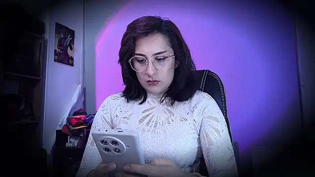 Snapshot of Scarlett_Sen chatting on June 6, 2026, 2:11 pm Scarlett Sen online show from June 6, 2026, 2:11 pm