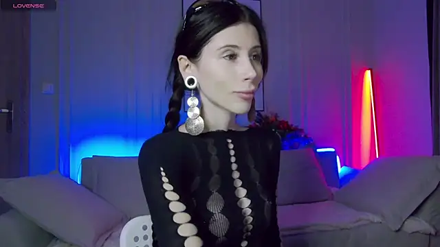 Snapshot of Your_Nicolett chatting on December 30, 2024, 3:25 am Your Nicolett online show from December 30, 2024, 3:25 am