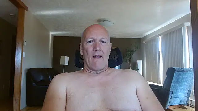 Snapshot of BasicAnt chatting on July 28, 2026, 3:21 pm BasicAnt online show from July 28, 2026, 3:21 pm