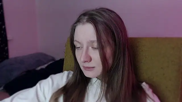 Snapshot of mollytuck chatting on February 28, 2025, 2:42 pm mollytuck online show from February 28, 2025, 2:42 pm