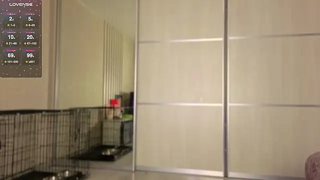 LovelyKatea online show from February 14, 2026, 2:47 pm