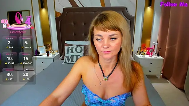 annasimonsj online show from September 28, 2025, 1:00 am