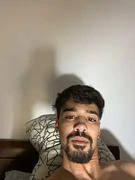 Snapshot of Hermanooooooo chatting on June 4, 2026, 2:39 am Hermanooooooo online show from June 4, 2026, 2:39 am