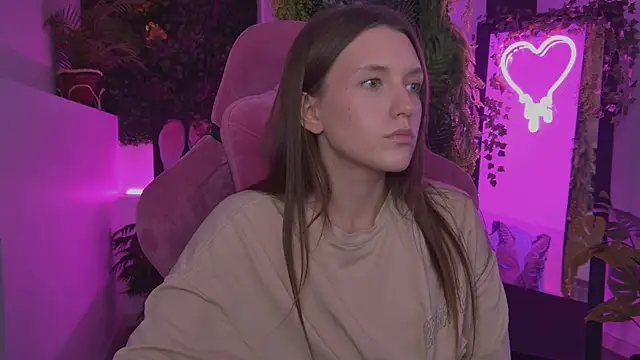 JennyDens online show from July 7, 2026, 3:27 pm