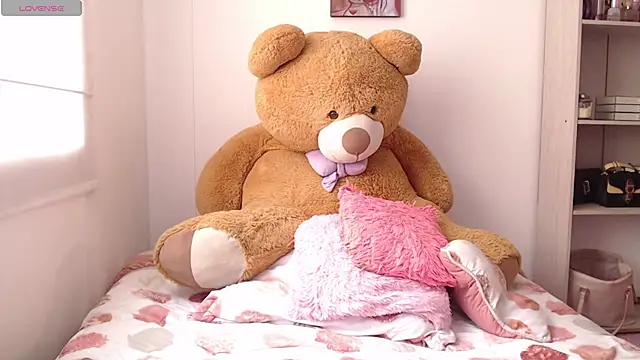 Snapshot of thamarajane chatting on March 20, 2026, 6:24 pm thamarajane online show from March 20, 2026, 6:24 pm