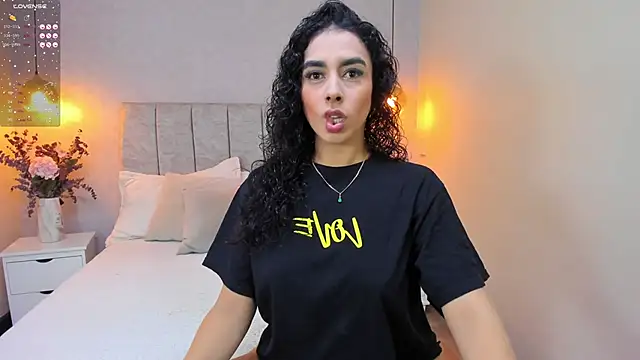 Snapshot of Maysoon_sabato chatting on March 9, 2025, 1:15 pm Maysoon sabato online show from March 9, 2025, 1:15 pm