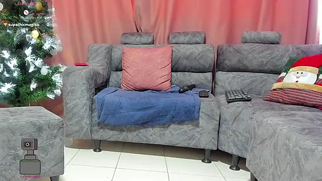 electraaxx online show from November 30, 2025, 5:28 pm