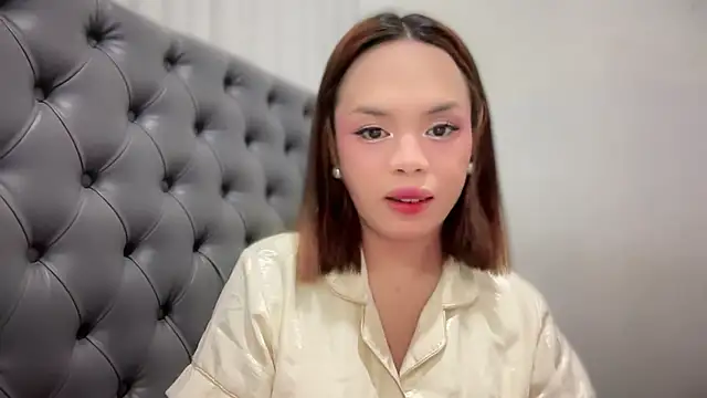 Snapshot of SweetCheska19 chatting on December 16, 2025, 8:08 am SweetCheska19 online show from December 16, 2025, 8:08 am