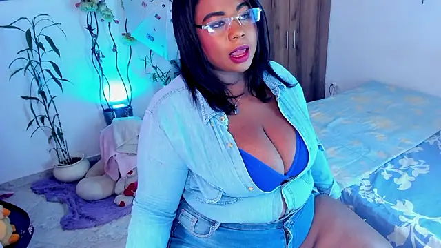 Snapshot of anai_valentinex chatting on March 22, 2026, 7:28 pm anai valentinex online show from March 22, 2026, 7:28 pm