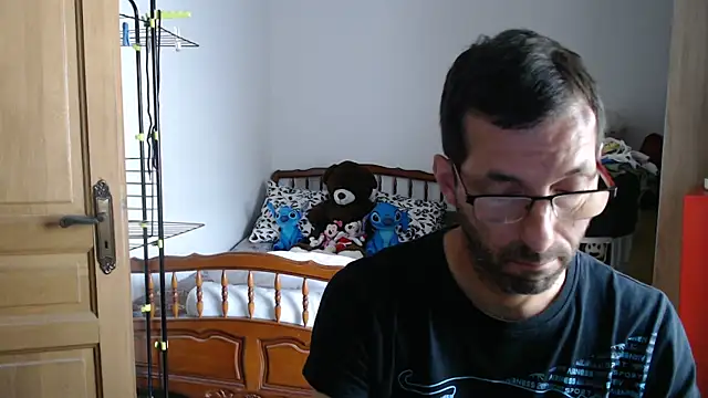 steph19x5 online show from May 10, 2026, 7:13 am