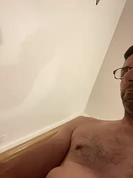 steph19x5 online show from May 14, 2026, 7:31 pm