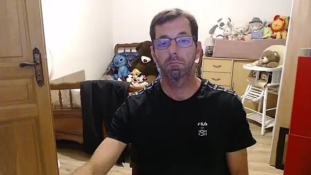 steph19x5 online show from June 11, 2026, 7:45 pm