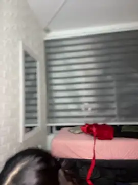 Snapshot of Little_Amber6 chatting on February 15, 2025, 11:36 pm Little Amber6 online show from February 15, 2025, 11:36 pm