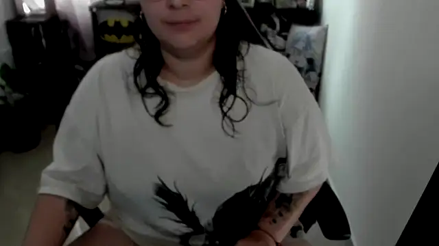 Snapshot of aika-dreams chatting on June 4, 2026, 2:12 pm aika-dreams online show from June 4, 2026, 2:12 pm