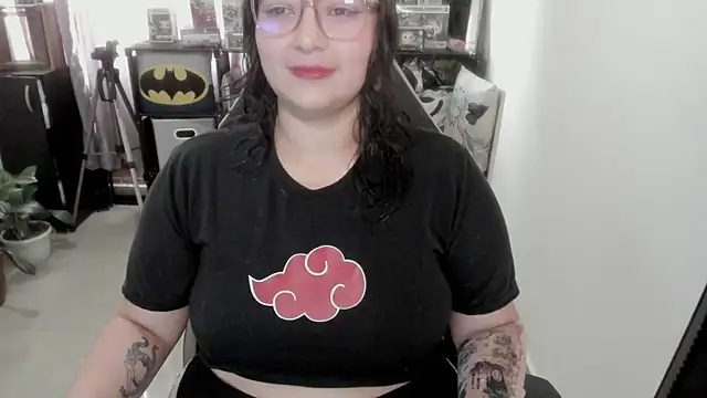 Snapshot of aika-dreams chatting on July 2, 2026, 1:17 pm aika-dreams online show from July 2, 2026, 1:17 pm