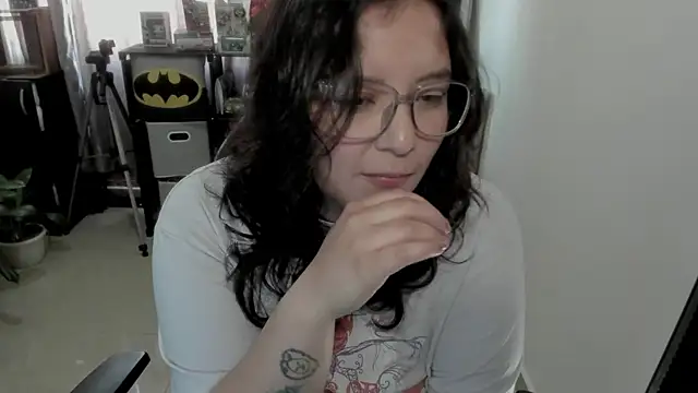 Snapshot of aika-dreams chatting on July 6, 2026, 3:03 pm aika-dreams online show from July 6, 2026, 3:03 pm