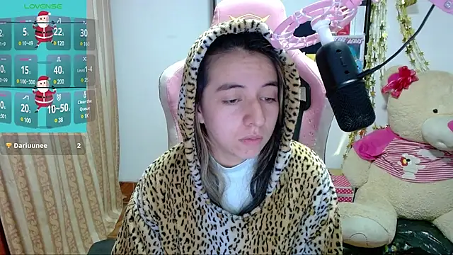 Snapshot of Maggie_Fox3 chatting on January 1, 2025, 1:26 am Maggie Fox3 online show from January 1, 2025, 1:26 am