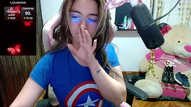 Snapshot of Maggie_Fox3 chatting on February 12, 2025, 4:54 am Maggie Fox3 online show from February 12, 2025, 4:54 am