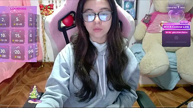 Snapshot of Maggie_Fox3 chatting on December 14, 2025, 12:49 am Maggie Fox3 online show from December 14, 2025, 12:49 am