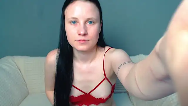 VikiKelt online show from February 15, 2025, 6:33 am