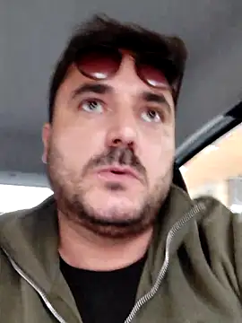 Snapshot of Consensustr chatting on September 26, 2025, 3:27 pm Consensustr online show from September 26, 2025, 3:27 pm