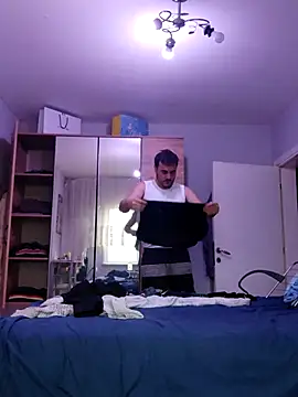 Snapshot of Consensustr chatting on October 19, 2025, 5:41 am Consensustr online show from October 19, 2025, 5:41 am