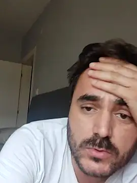 Snapshot of Consensustr chatting on October 25, 2025, 6:54 am Consensustr online show from October 25, 2025, 6:54 am