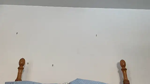 Snapshot of LeahWilde chatting on February 25, 2025, 6:31 pm LeahWilde online show from February 25, 2025, 6:31 pm