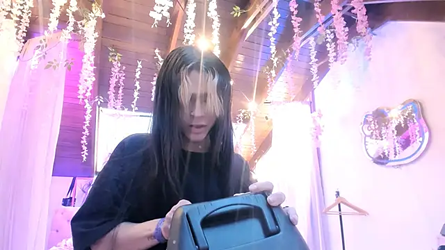 Snapshot of stormytt_ chatting on December 26, 2024, 11:32 am stormytt online show from December 26, 2024, 11:32 am